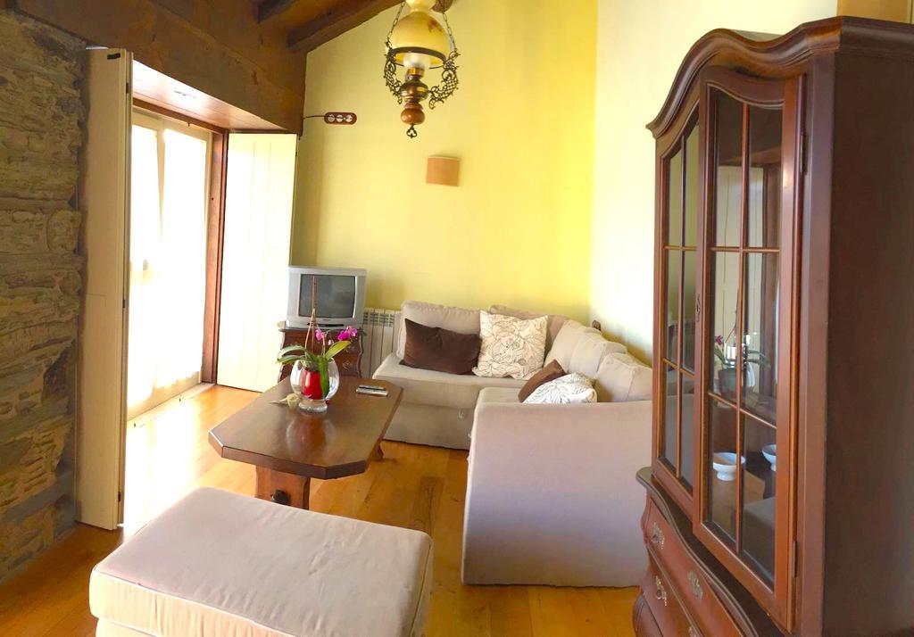 Vila Peregrina Castaneda  外观 照片